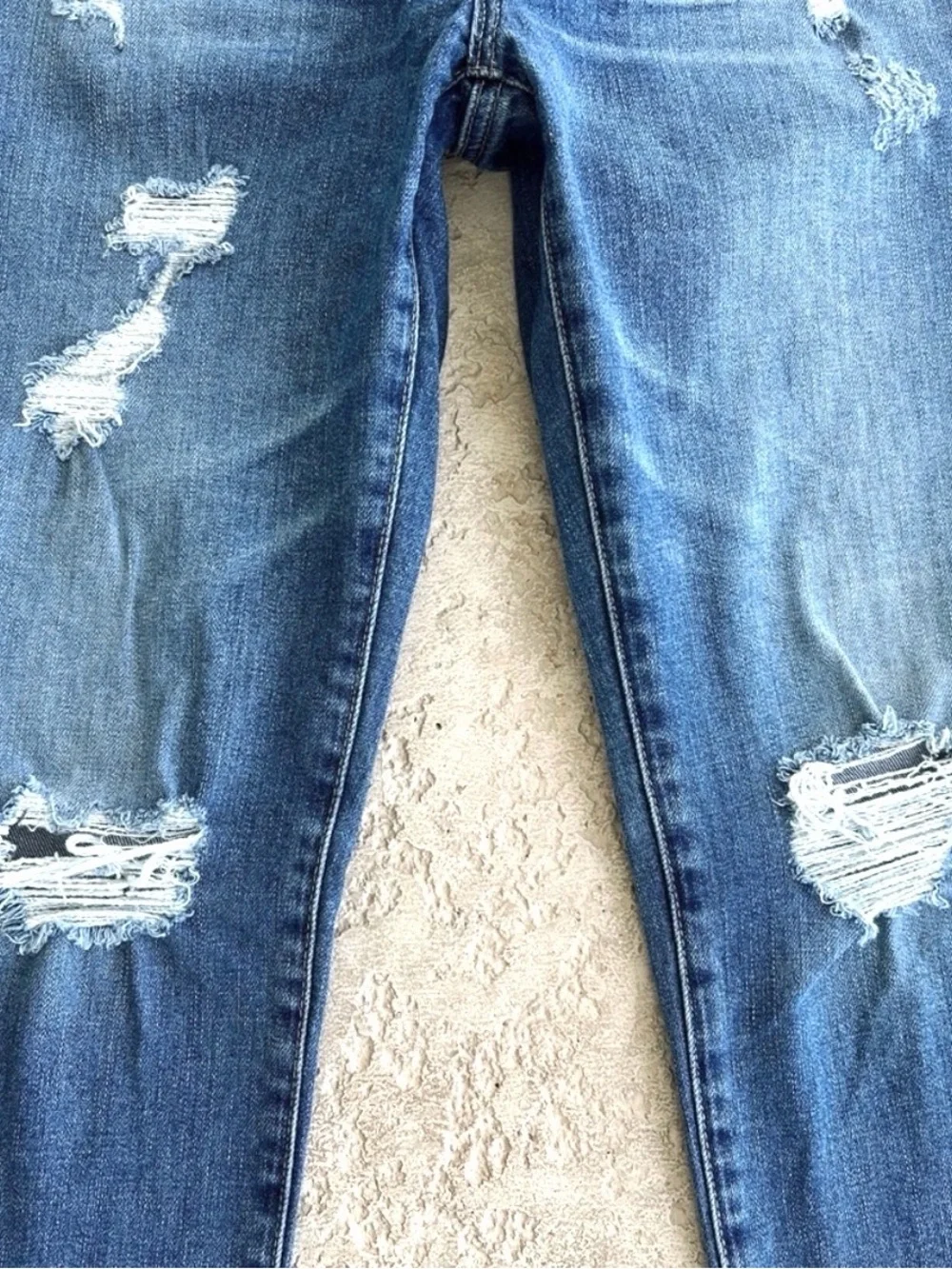 Womens Ag Jeans Size 26 Stilt Cigarette Leg Skinny Distressed Ripped destroyed